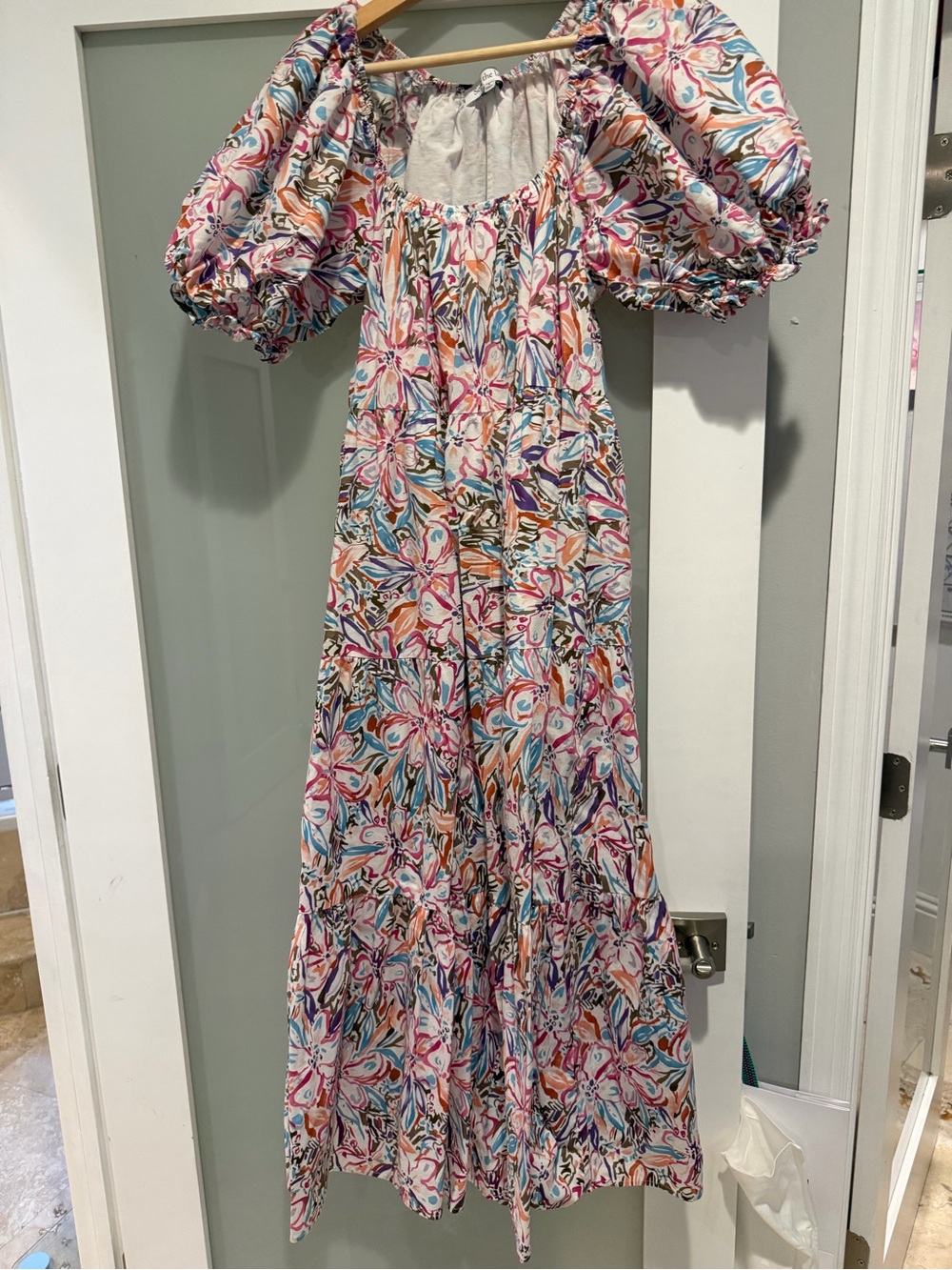 Floral Puff-Sleeve Maxi Dress in Multicolor